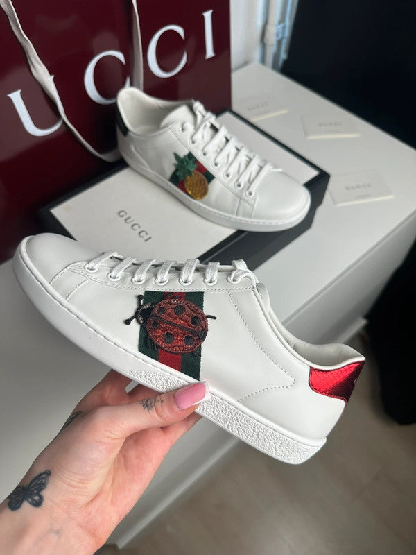 Gucci Ace Sneakers Cuir Blanc Broderie Coccinelle & Ananas T.38,5 — Neuves