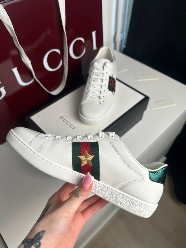 Gucci Ace Sneakers Cuir Blanc Broderie Coccinelle & Ananas T.38,5 — Neuves