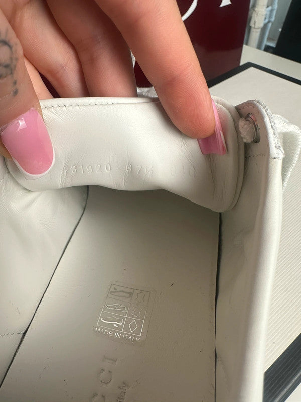 Gucci Ace Sneakers Cuir Blanc Broderie Coccinelle & Ananas T.38,5 — Neuves