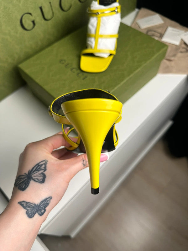 Gucci Sandales à Talons Cuir Jaune Finitions Argentées T.38,5 — Neuves