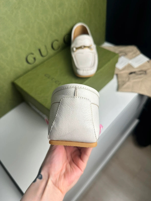 Gucci Mocassins Tayma Cuir Grainé Mystic White T.41,5 — Neufs