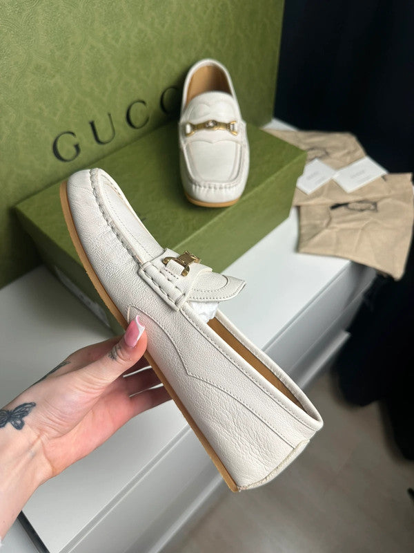 Gucci Mocassins Tayma Cuir Grainé Mystic White T.41,5 — Neufs