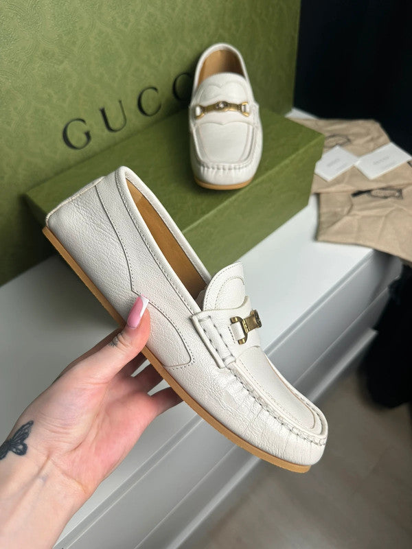 Gucci Mocassins Tayma Cuir Grainé Mystic White T.41,5 — Neufs
