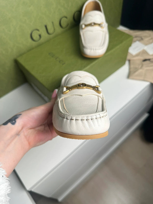Gucci Mocassins Tayma Cuir Grainé Mystic White T.41,5 — Neufs