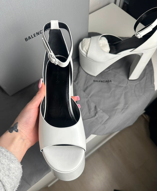 Balenciaga Sandales Plateforme Cuir Verni Blanc T.40 — Neuves