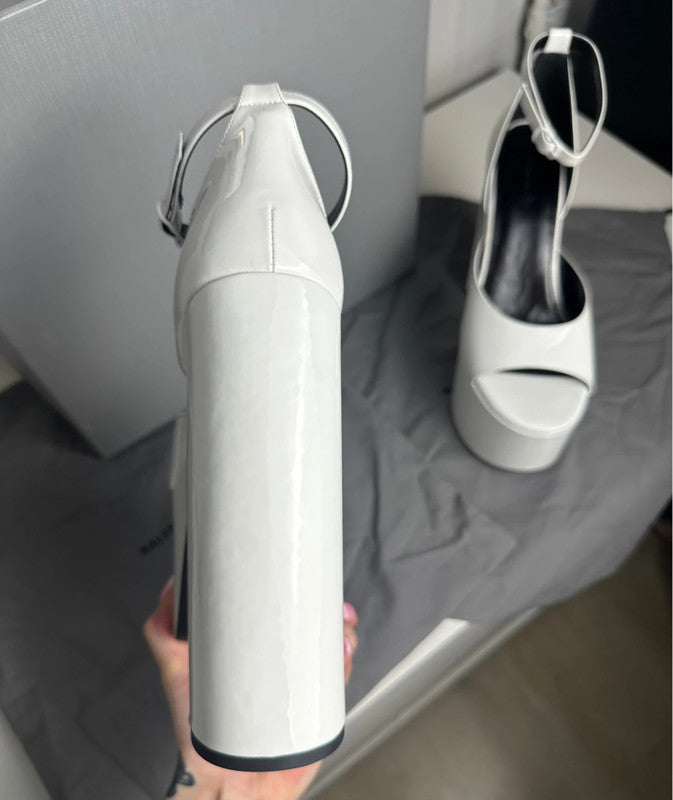 Balenciaga Sandales Plateforme Cuir Verni Blanc T.40 — Neuves
