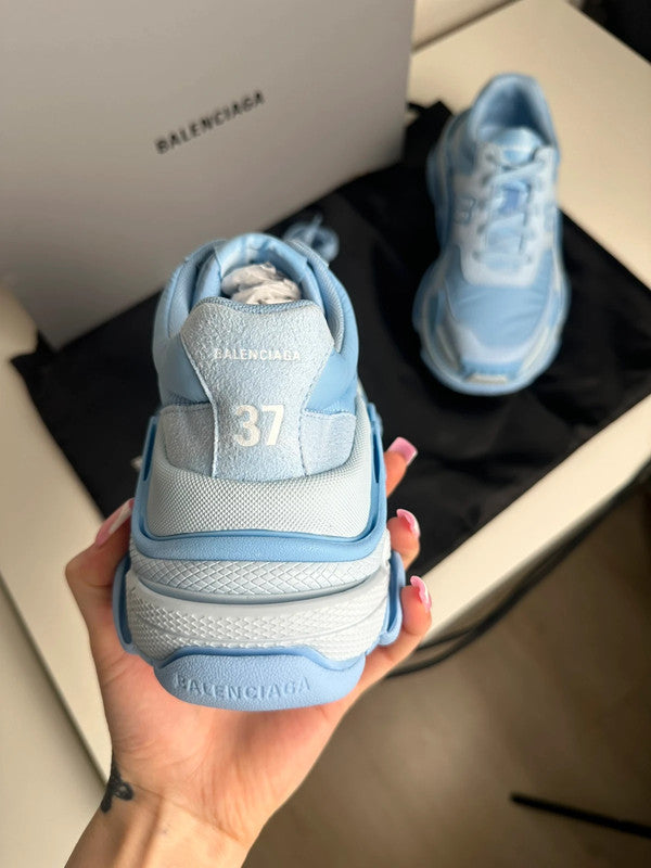 Balenciaga Triple S Sneakers Textile & Mesh Bleu Pastel T.37 — Neuves