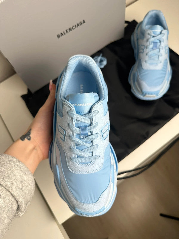 Balenciaga Triple S Sneakers Textile & Mesh Bleu Pastel T.37 — Neuves