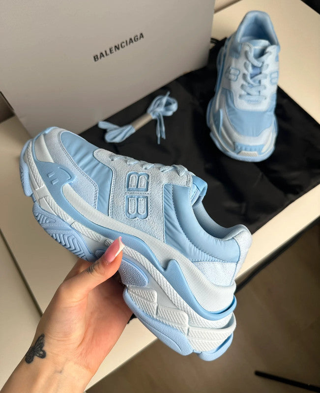 Balenciaga Triple S Sneakers Textile & Mesh Bleu Pastel T.37 — Neuves