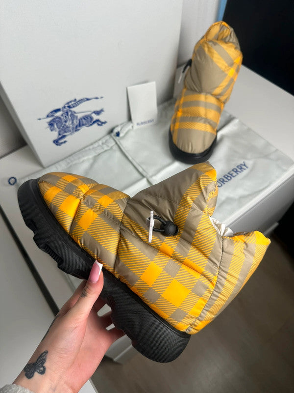 Burberry Pillow Boots Motif Check Carreaux Jaune Doré T.41 — Neuves