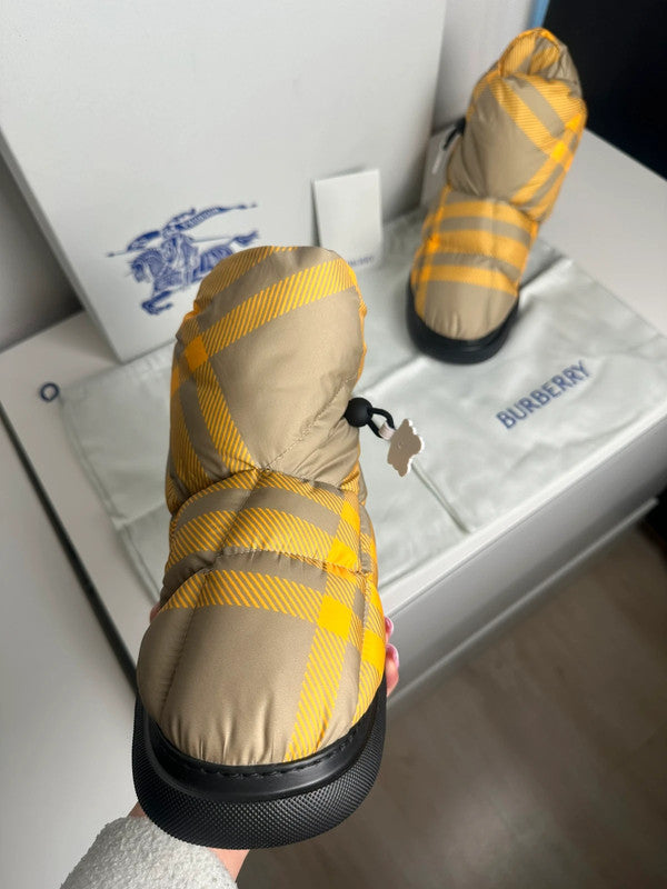Burberry Pillow Boots Motif Check Carreaux Jaune Doré T.41 — Neuves