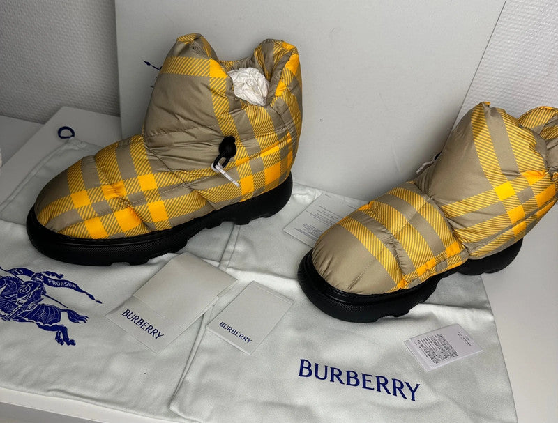 Burberry Pillow Boots Motif Check Carreaux Jaune Doré T.41 — Neuves