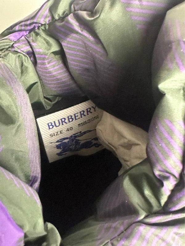 Burberry Pillow Boots Motif Hunter IP Check Mauve & Noir T.40 — Neuves