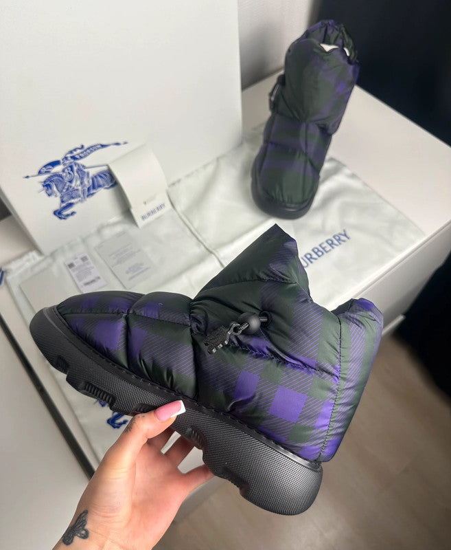 Burberry Pillow Boots Motif Hunter IP Check Mauve & Noir T.40 — Neuves