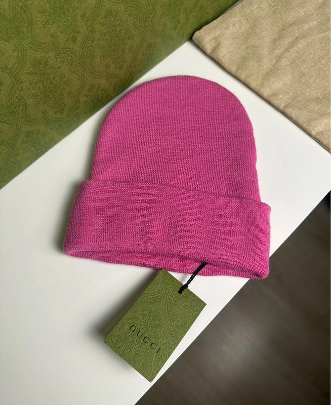 Gucci Bonnet Laine Rose Fuchsia Logo Brodé T.M — Neuf