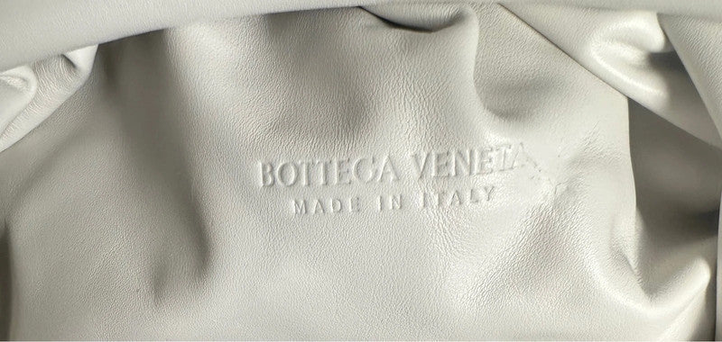 Bottega Veneta The Pouch cuir blanc grand modèle neuf dustbag
