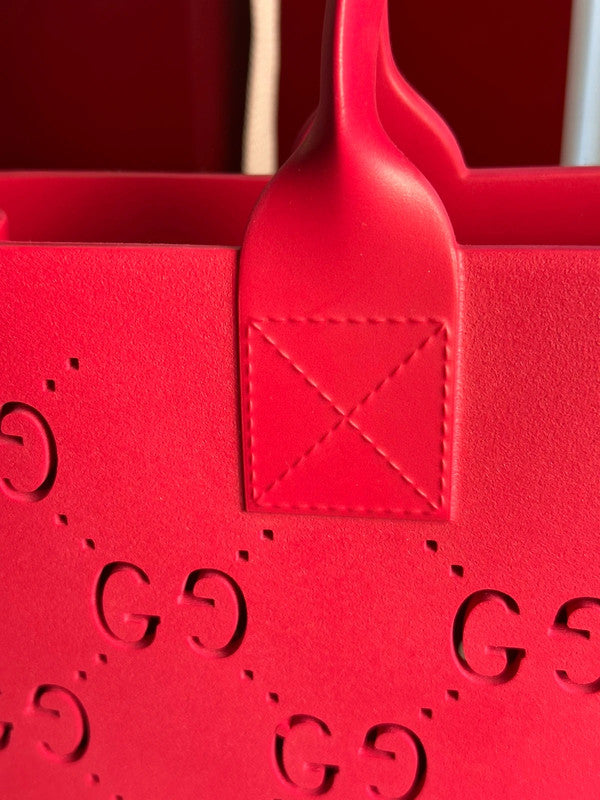 Gucci Cabas Tote GG Cuir Rose Monogramme Perforé — Neuf
