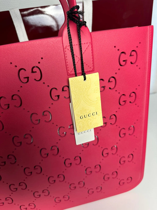 Gucci Cabas Tote GG Cuir Rose Monogramme Perforé — Neuf