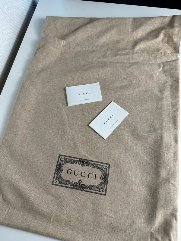 Gucci Cabas Tote GG Cuir Rose Monogramme Perforé — Neuf