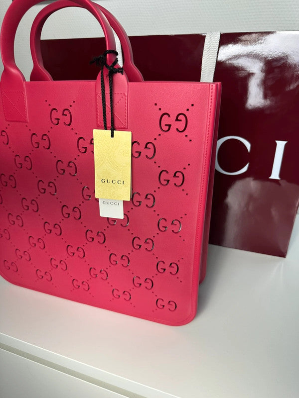 Gucci Cabas Tote GG Cuir Rose Monogramme Perforé — Neuf