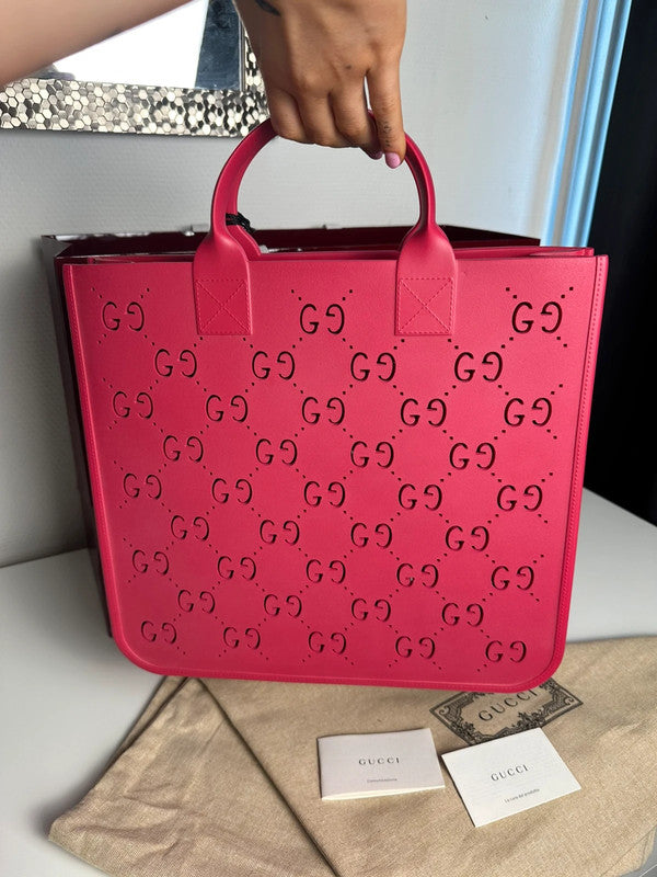 Gucci Cabas Tote GG Cuir Rose Monogramme Perforé — Neuf