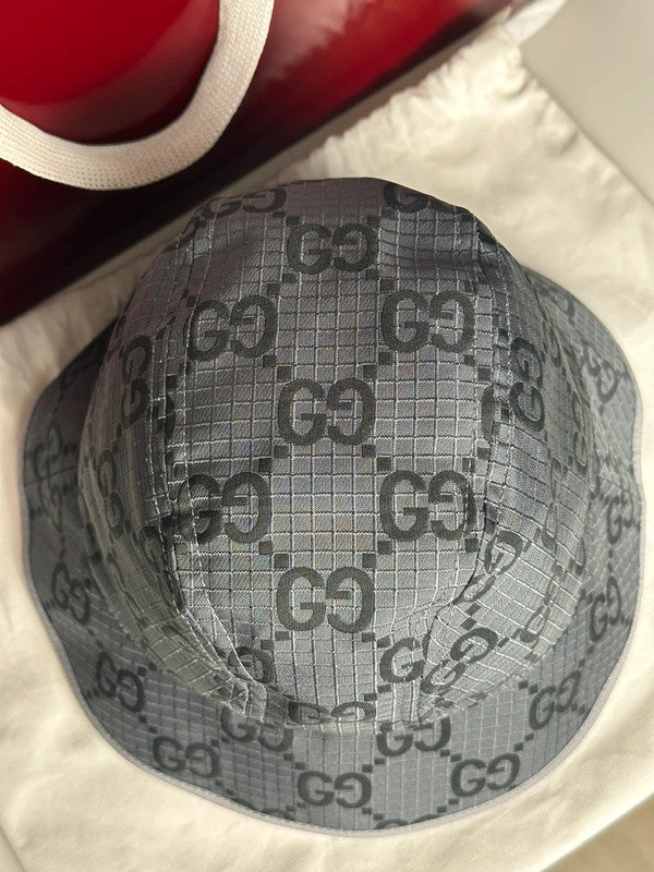 Gucci Bob GG Monogramme Gris & Noir T.S — Neuf