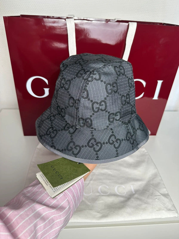 Gucci Bob GG Monogramme Gris & Noir T.S — Neuf